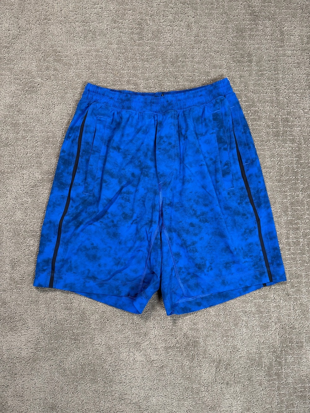 Lululemon Men’s Pace Breaker Lined Short 7"
Gravel Dust Blue Size Medium